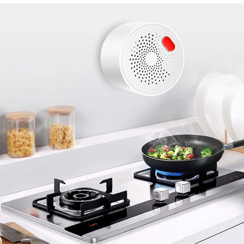 Tuya WiFi/Zigbee Gas Detector LPG Natural Gas Leakage Sensor Leak Detectors Smart Home Security Alarm EU/US/UK Plug Optional