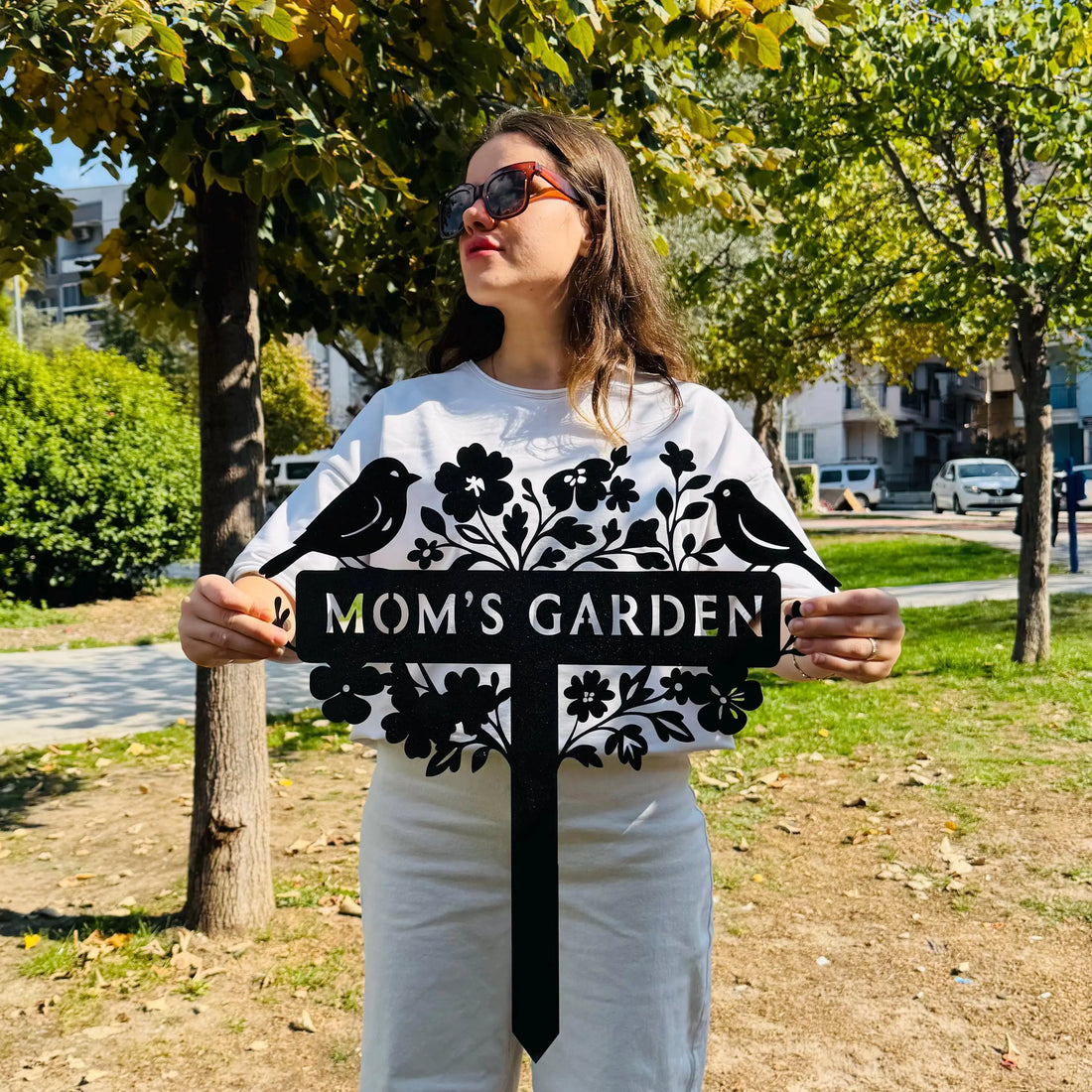 Custom Garden Metal Sign with Stake, Personalized Flower Design Garden Decor, Garden Stake with Bird, Yard Sign, Gardener Sign