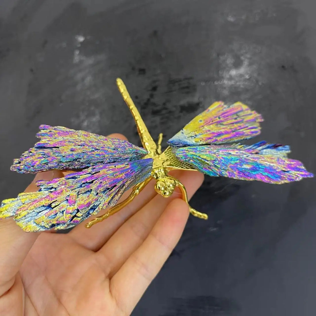 75-90G Natural Black Tourmaline Electroplating Dragonfly Spar Crafts Ornaments Color Plating Crystal Butterfly Home Decoration