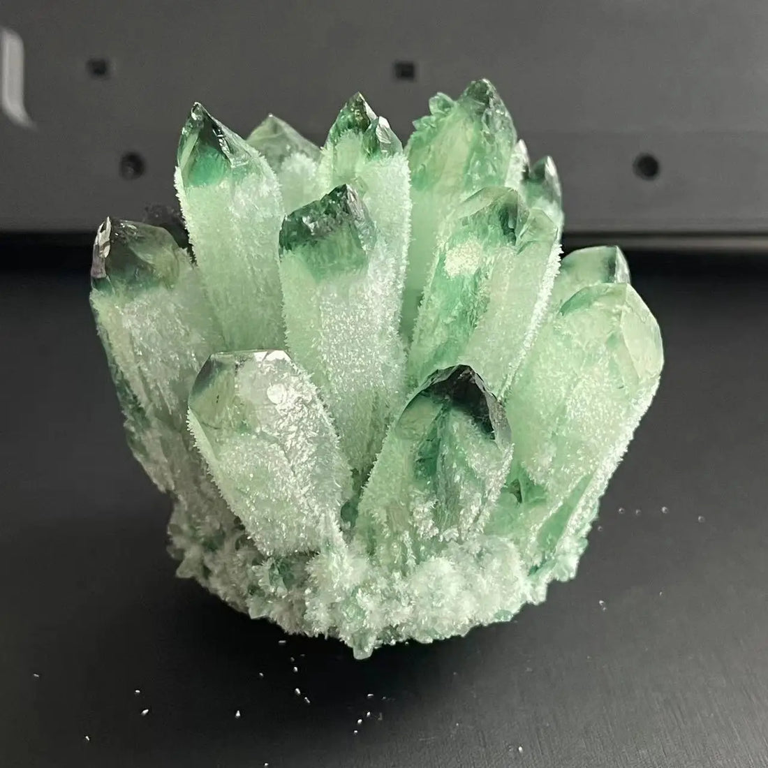 Natural Crystals Green Quartz Cluster Freeform Energy Reiki Stones Room Home Office Aquarium Decoration Accessories Gemstone