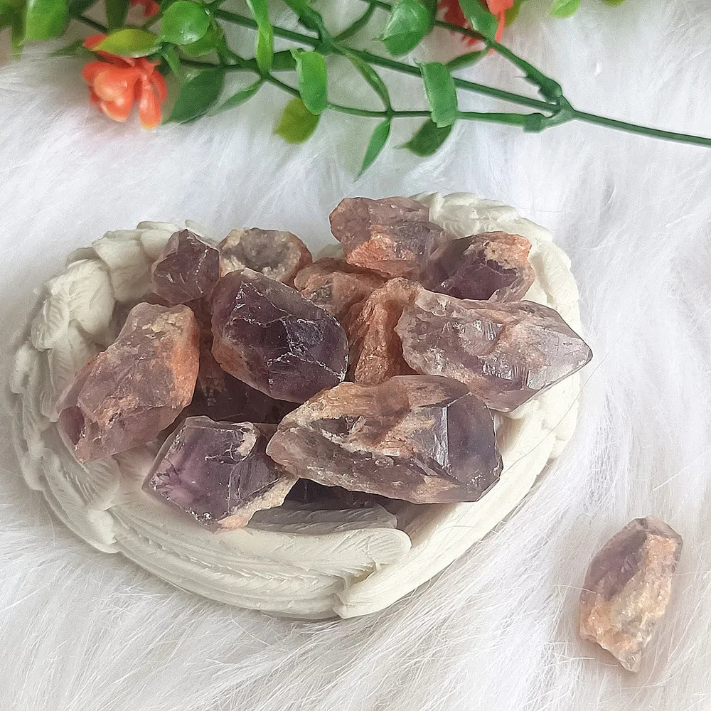 Natural amethyst, silver mountain, crushed stone, quartz carving, restoration, home treatment, decoration