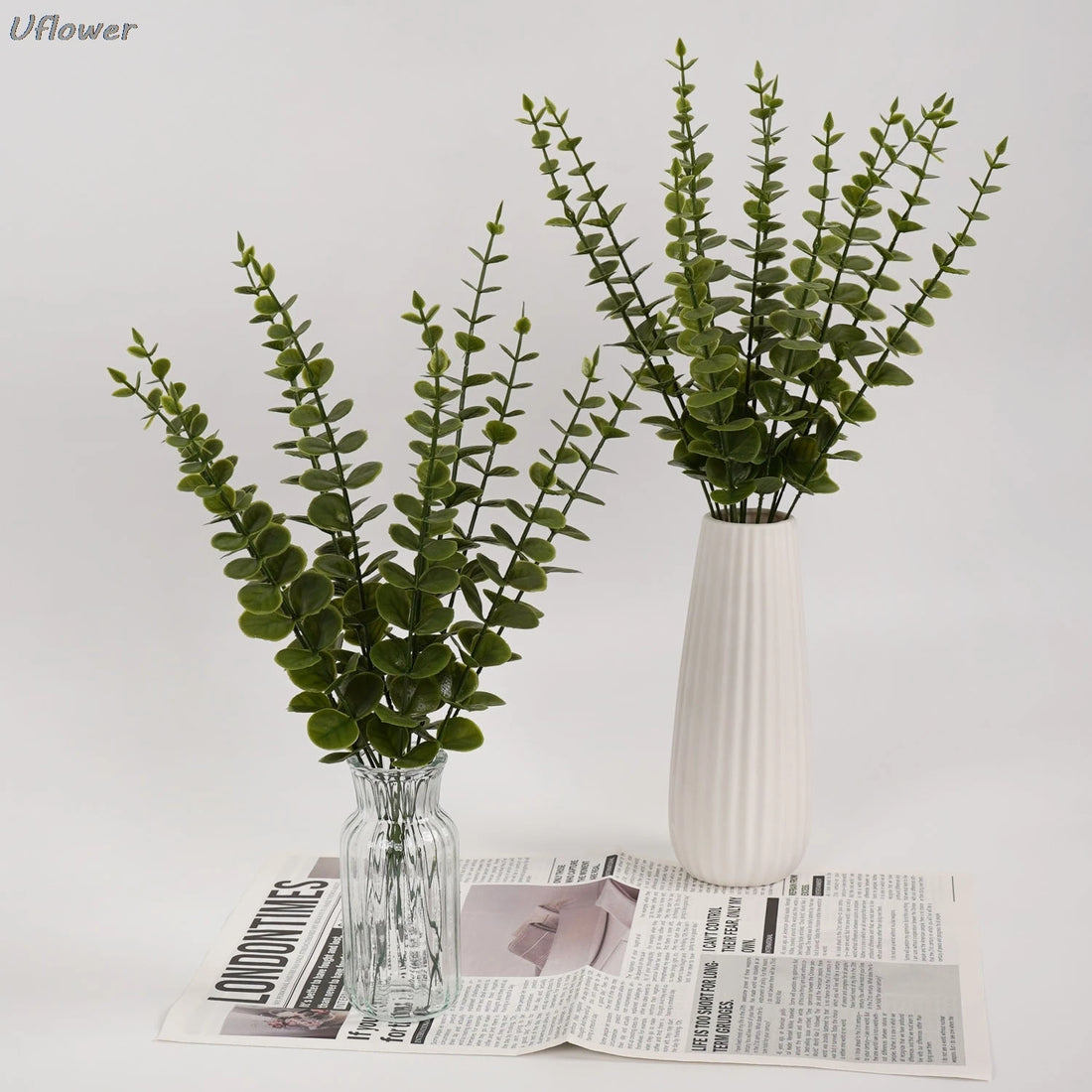 15PCS Artificial Eucalyptus Leaves Greenery Stems with Frost for Home Party Wedding Outdoor Garden Decoration Vase Arrangements