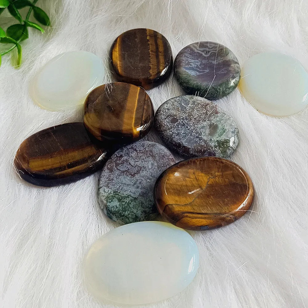 Natural and versatile figurines, natural crystal carvings, toys, gifts, small accessories, home decor