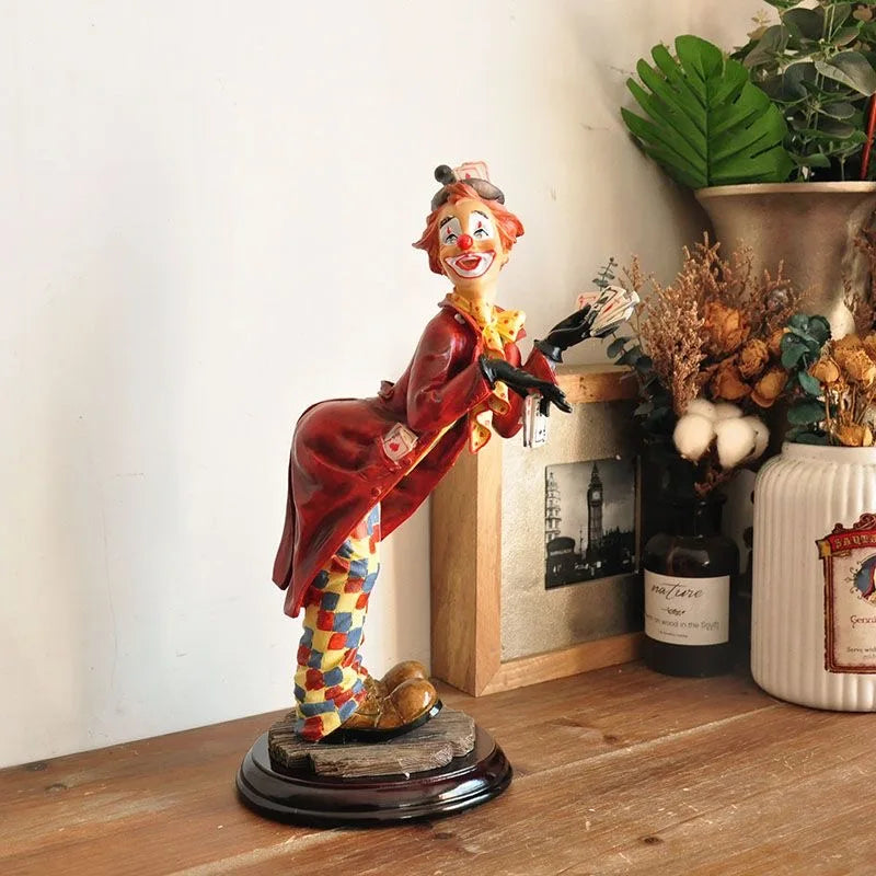 Vintage Handmade Painting Performance Clown Figurine Resin Ornaments Antique Collection Crafts Home Study Room Statue Decoration
